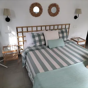 Quiet House In Málaga