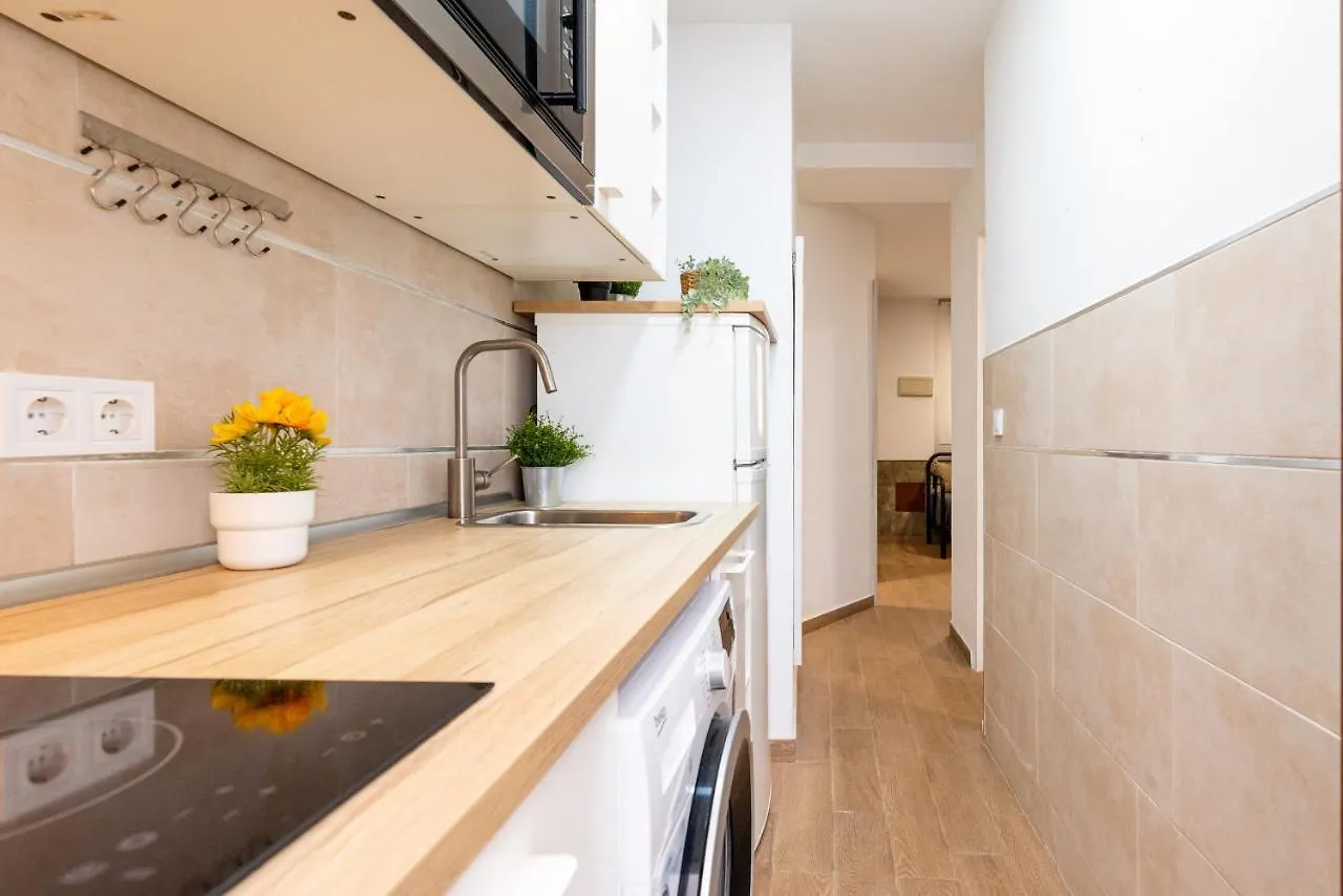 Wintowinrentals Bonito, Moderno Y Acogedor مالقة